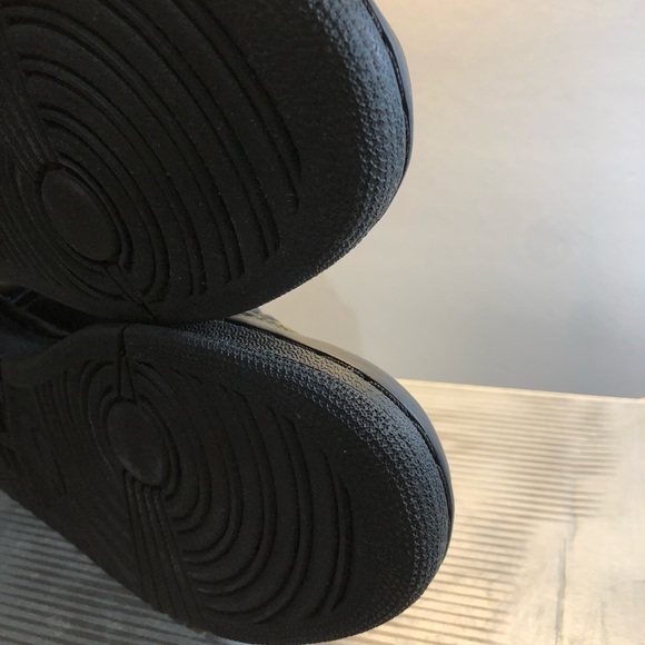 Air Jordan 1 (2001) Black /Silver Size 9.5 Men’s 12 Women’s 136060 002 - Picture 6 of 15